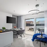 View Luxury - Sea View