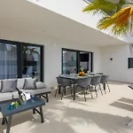 View Luxury - Sea View