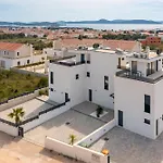View Luxury - Sea View