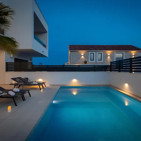 Villa View Luxury *
