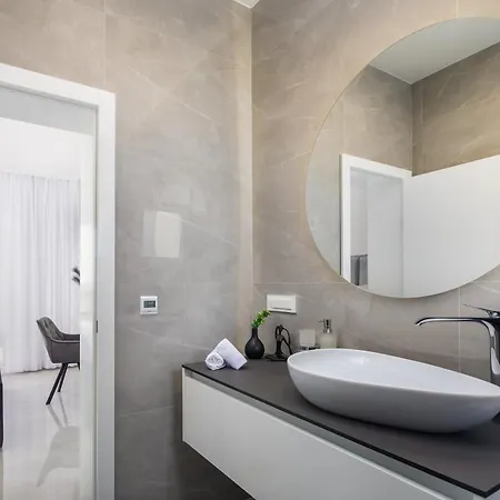View Luxury