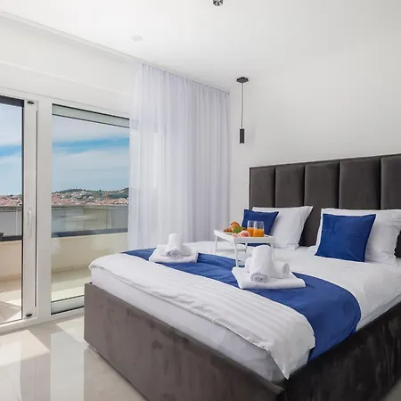 View Luxury