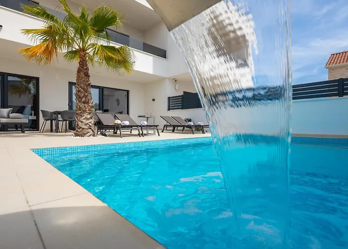 View Luxury - Sea View