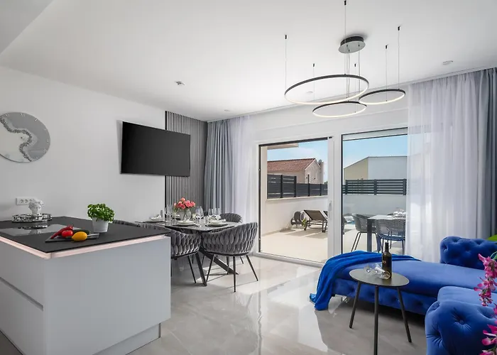 View Luxury - Sea View