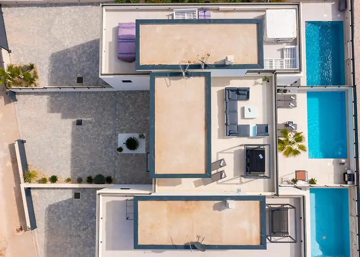 View Luxury - Sea View