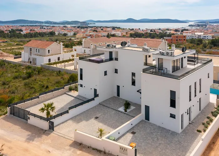 View Luxury - Sea View