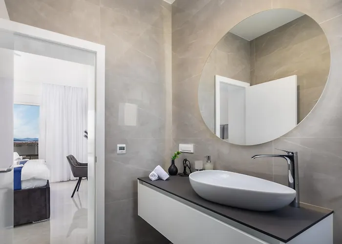 View Luxury - Sea View